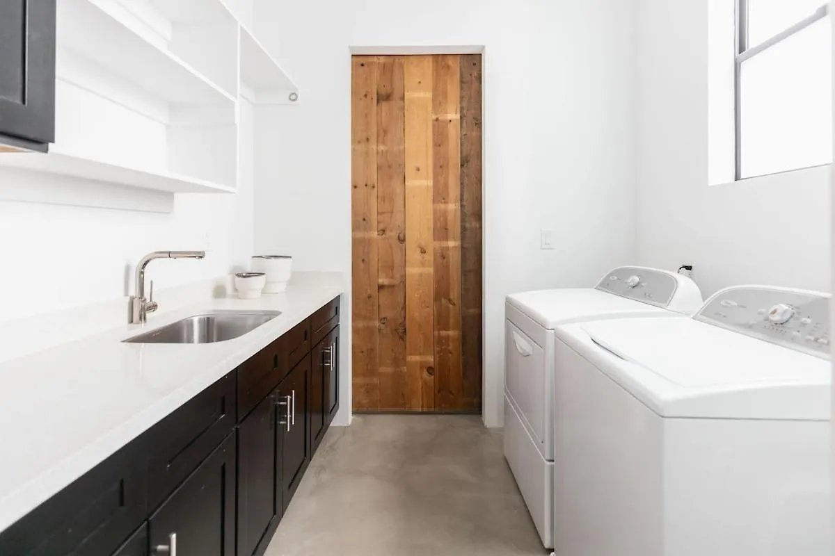 Modern Industrial-Near Old Town Villa Scottsdale United States