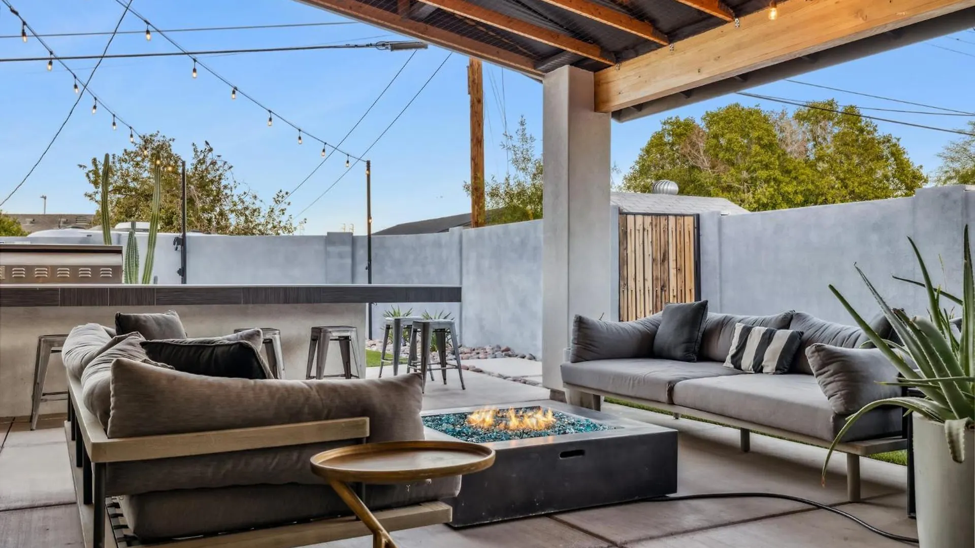 Modern Industrial-Near Old Town Villa Scottsdale United States